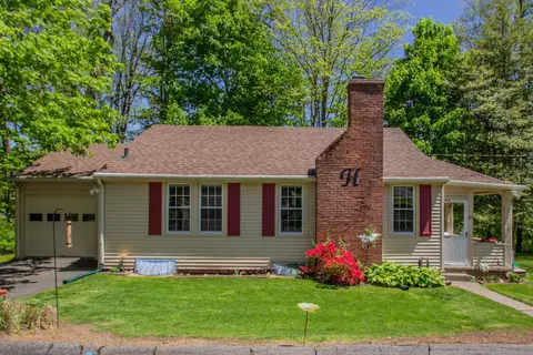 65 Johnson Ave, Meriden, CT 06451