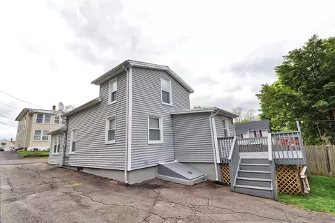 40 Roberts St, Bristol, CT 06010