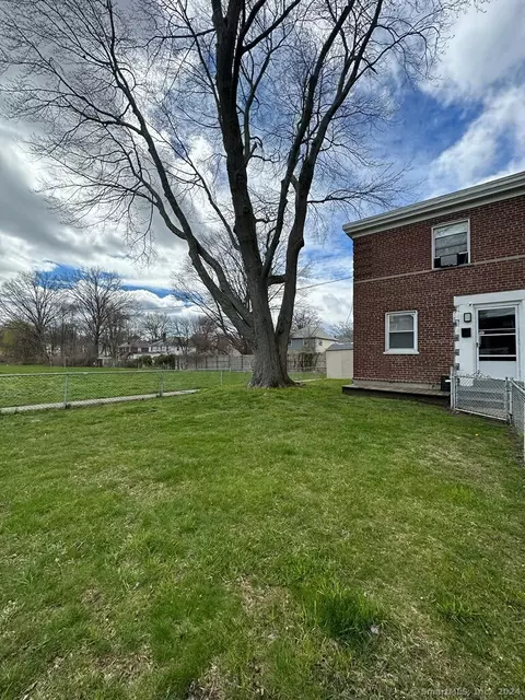 195 Success Ave Court D Bld 39 Ave, Bridgeport, CT 06610