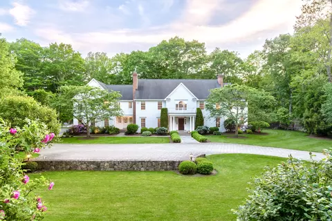 11 Equestrian Trl, Weston, CT 06883