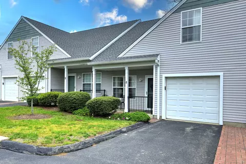 273 New Haven Ave #8, Milford, CT 06460