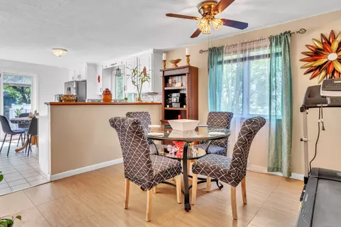 19 Gilman St, Hartford, CT 06114