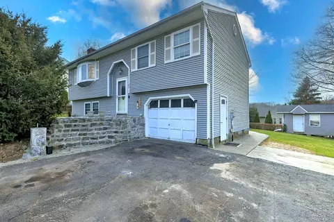 168 Haddad Rd, Waterbury, CT 06708