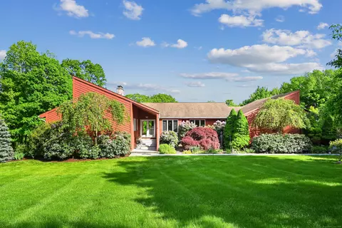 98 A Black Rock Tpke, Redding, CT 06896