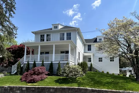 6 Schubert Ln, Greenwich, CT 06807