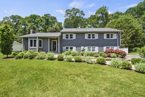 500 Pepper Ridge Rd, Stamford, CT 06905