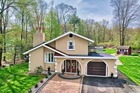 30 Grilley Rd, Wolcott, CT 06716