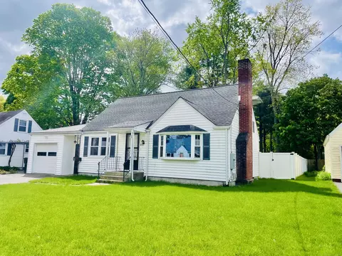 61 Shadycrest Dr, East Hartford, CT 06118