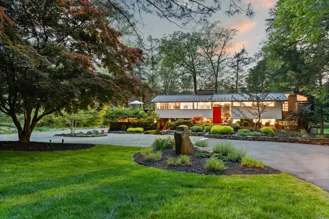 46 Valley Forge Rd, Weston, CT 06883