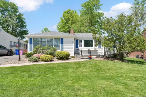 357 Brimfield Rd, Wethersfield, CT 06109