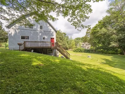 2 Ramapoo Rd, Ridgefield, CT 06877 photo 1