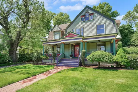 19 N Beacon St, Hartford, CT 06105