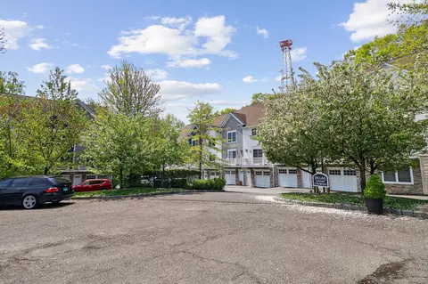 12 Willard Rd #12, Norwalk, CT 06851