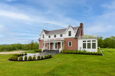 240 Old Mount Tom Rd, Litchfield, CT 06750