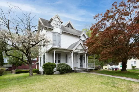 323 N Main St, Naugatuck, CT 06770