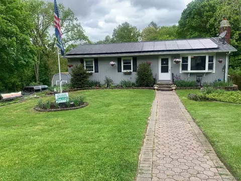 16 Indian Ridge Rd, New Milford, CT 06776