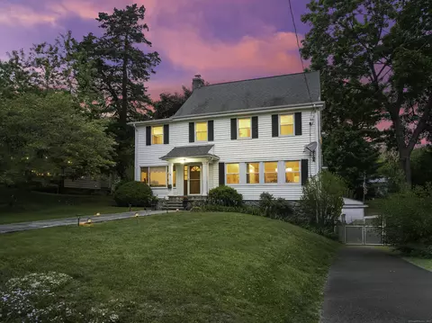 34 Tremont Ave, Stamford, CT 06906