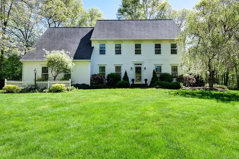 59 Cedar Ridge Dr, Hebron, CT 06248