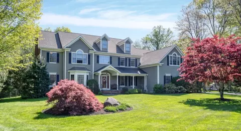 20 Stonewall Ln, Ridgefield, CT 06877