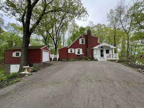 38 Indian Dr, Manchester, CT 06042