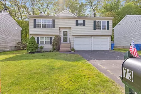 73 Woodglen Dr, Waterbury, CT 06705
