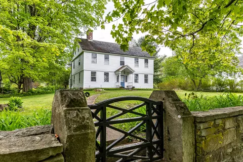 1 Church St, Roxbury, CT 06783