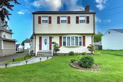 873 Clark St, Bridgeport, CT 06606