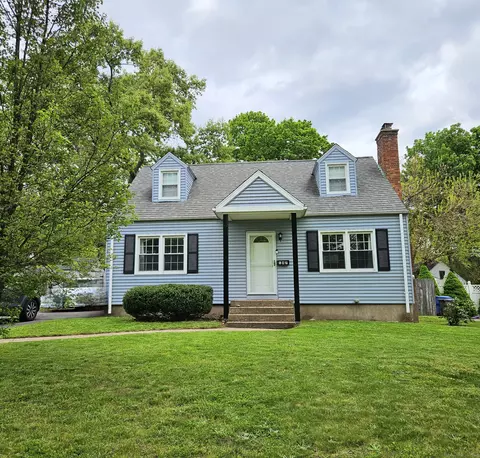 147 Edgerton St, Manchester, CT 06040
