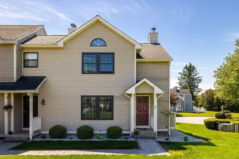 302 Stagecoach Row, Colchester, CT 06415