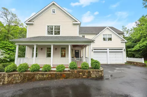 50 Highmeadow Rd, Greenwich, CT 06870