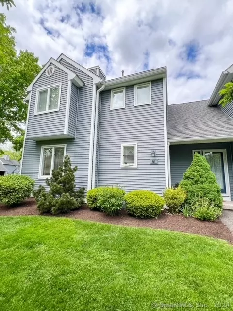 81 Rosemary Ln #81, Newington, CT 06111