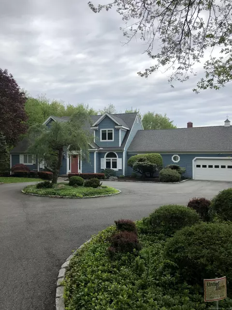 106 Tower Rd, Brookfield, CT 06804