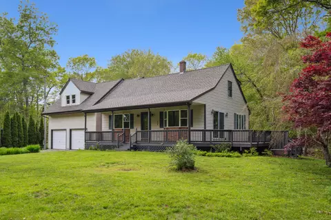 338 Rockville Rd, Voluntown, CT 06384