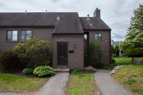 44 Hollister Way S #44, Glastonbury, CT 06033