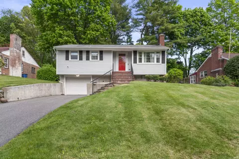 228 Dryden Dr, Meriden, CT 06450