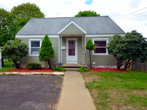 29 Converse St, Stafford Springs, CT 06076