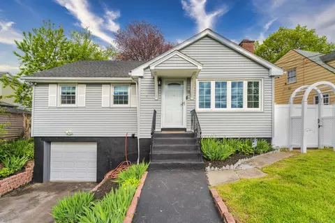 16 Ledger St, Hartford, CT 06106