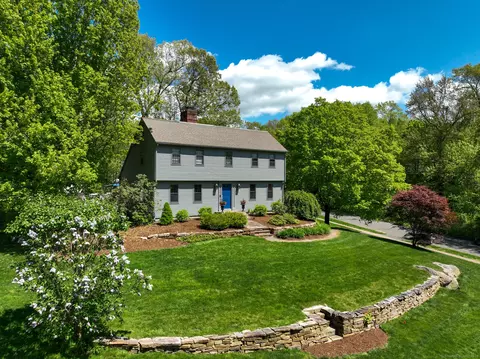 167 Stonepost Rd, Glastonbury, CT 06033