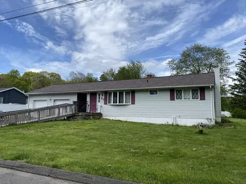63 Kingswood Ln, Wolcott, CT 06716