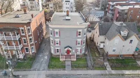 55-57 Bond St, Hartford, CT 06114