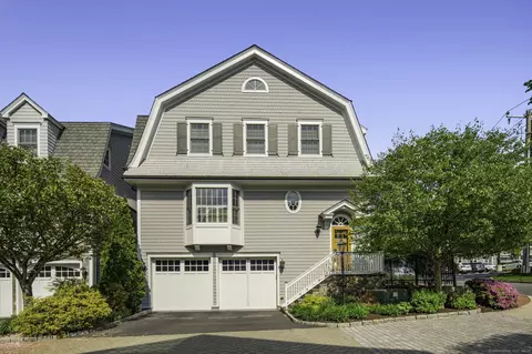 12 Maple St #12, New Canaan, CT 06840