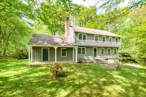 20 Ledgewood Dr, Wilton, CT 06897