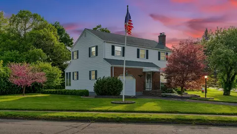 22 Pinnacle Rd, Plainville, CT 06062