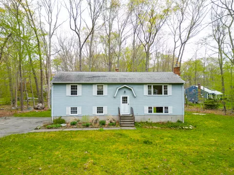 11 Warbler Way, Ledyard, CT 06335