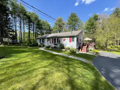 94 Cady Rd, Putnam, CT 06260