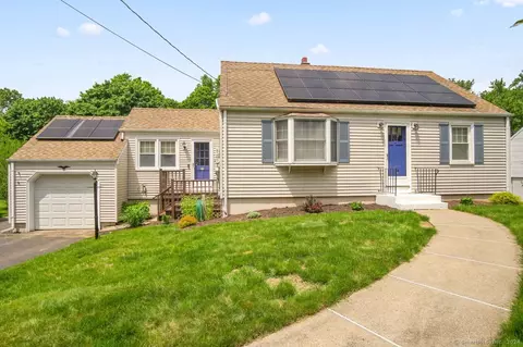 321 Swain Ave, Meriden, CT 06450