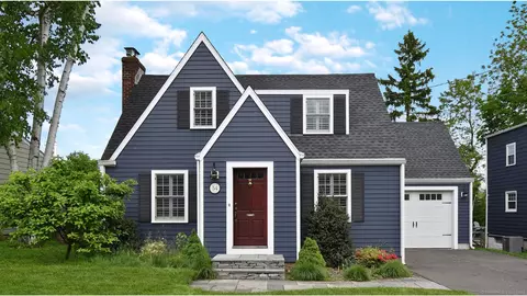 54 Hilltop Dr, West Hartford, CT 06107