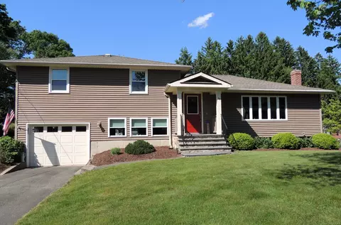 38 Elizabeth St, South Windsor, CT 06074