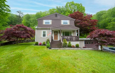 397 Prospect St, Naugatuck, CT 06770