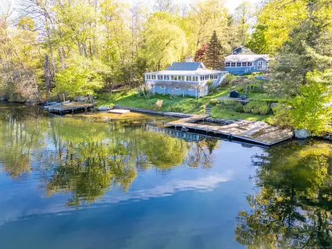 Undisclosed, New Hartford, CT 06057